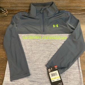 Boys Under Armor 1/4 zip top NWT
